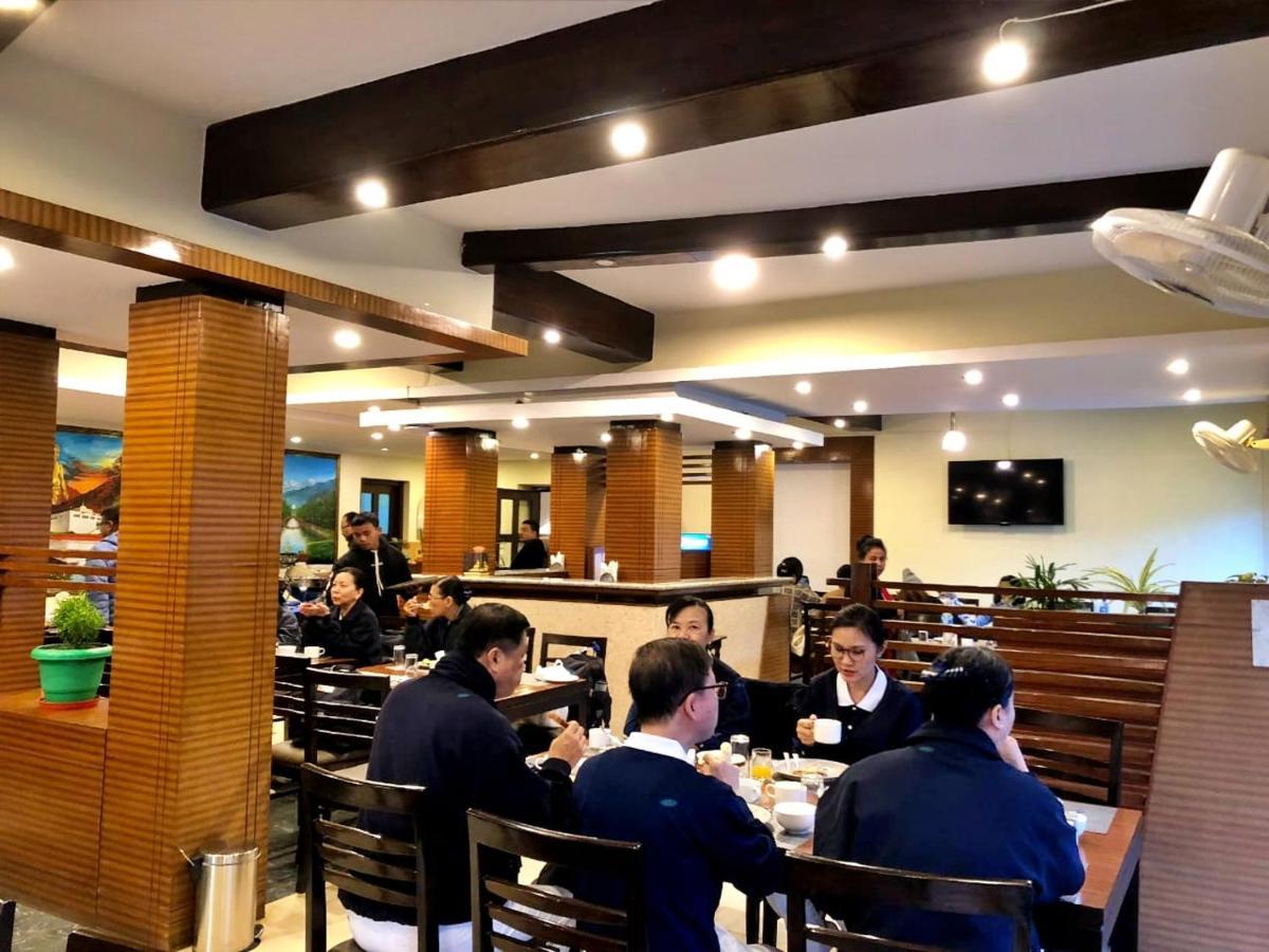 Hotel Peaceland Lumbini ภายนอก รูปภาพ