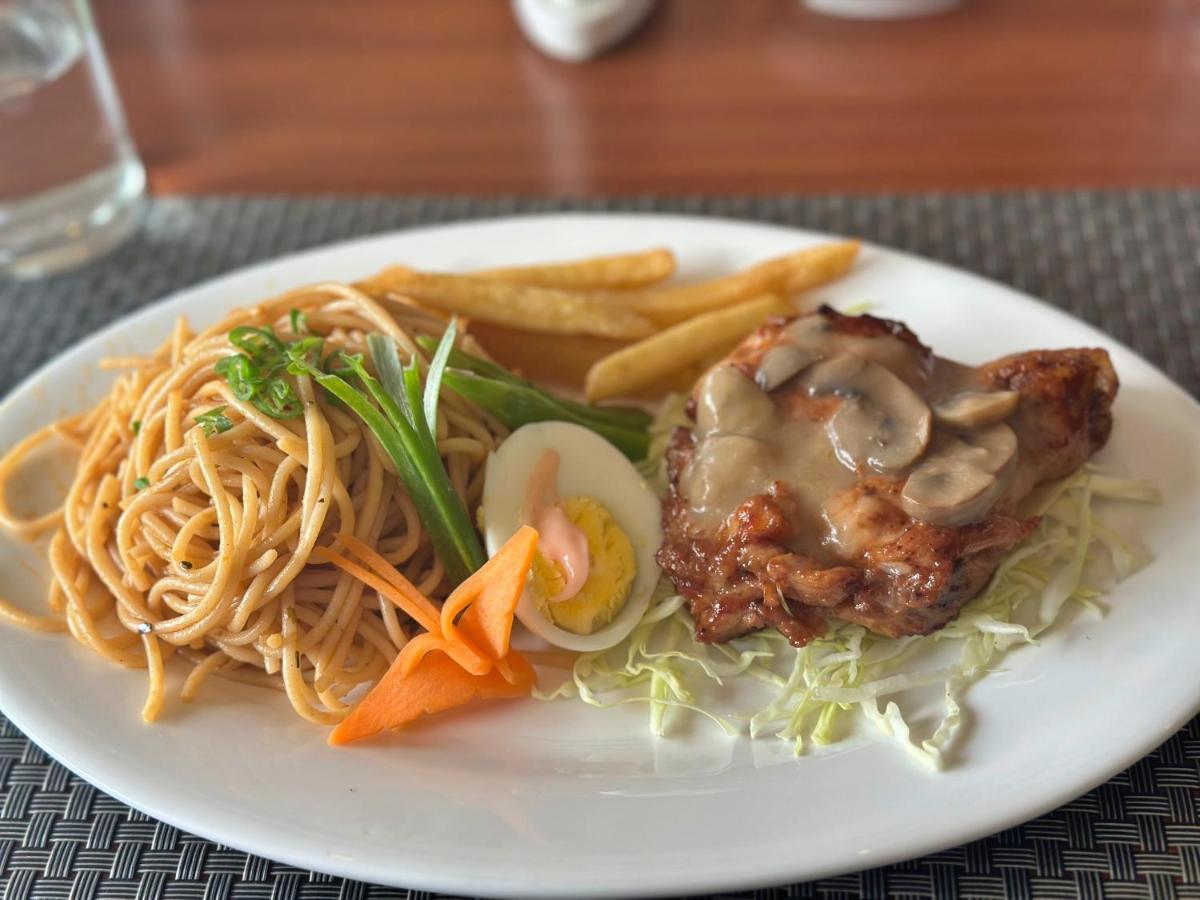 Hotel Peaceland Lumbini ภายนอก รูปภาพ